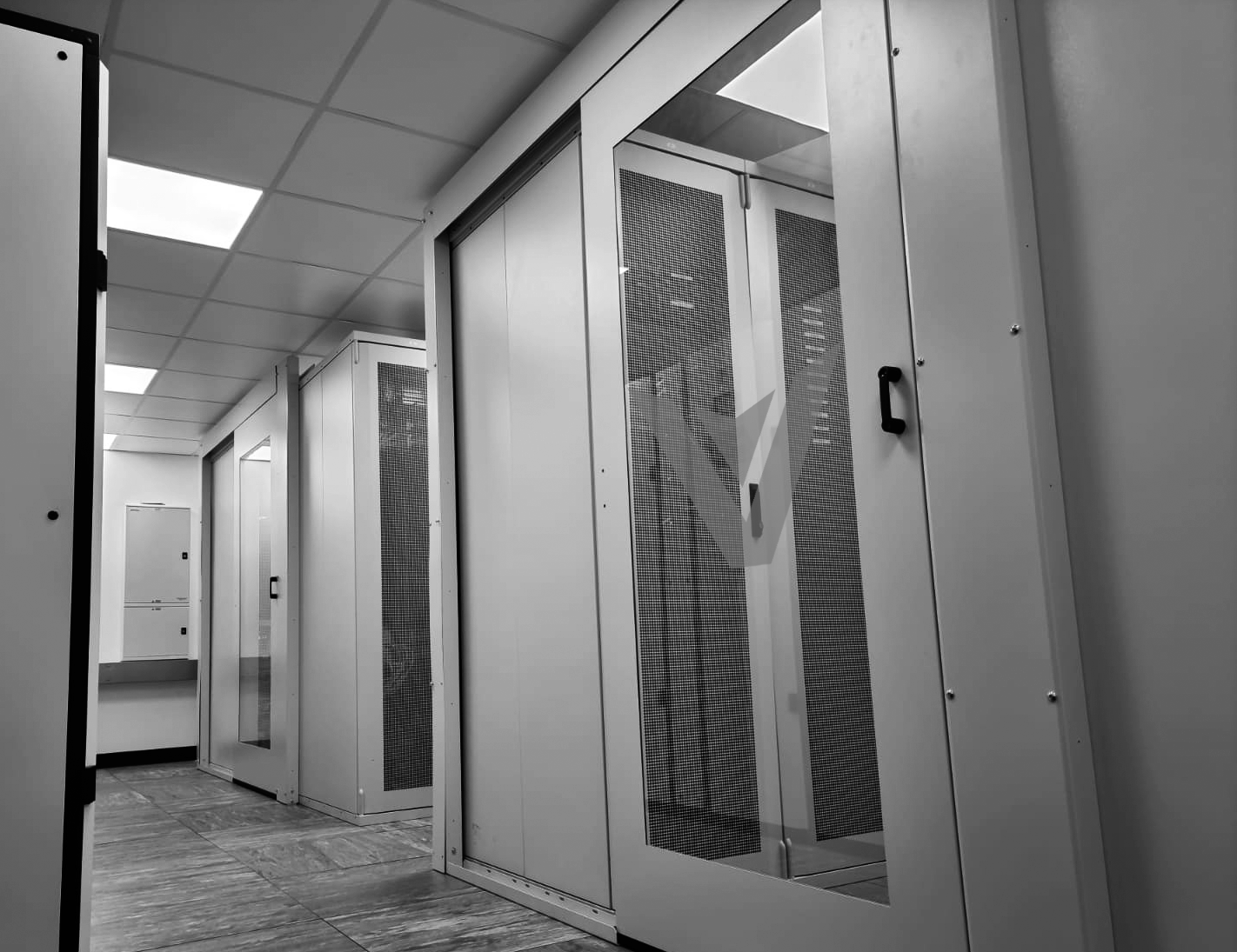 VeloxServ Wolverhampton data centre server room